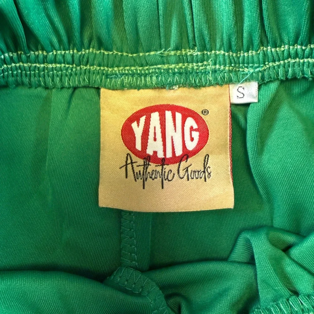 Yang Authentic Goods Green Yellow Dolphin Athletic Shorts Womens Small Retro Gym